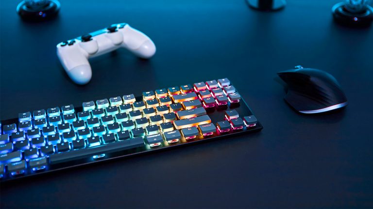 6 Best Keyboard and Mouse Combos for PS5 in 2022