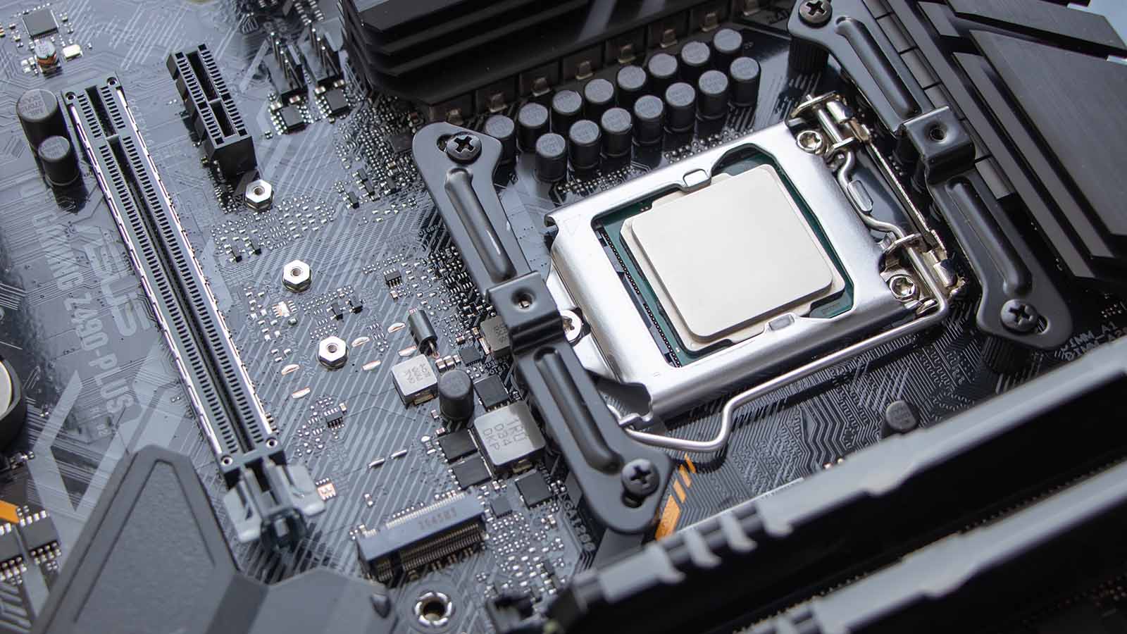 Best Motherboards for i7-10700K